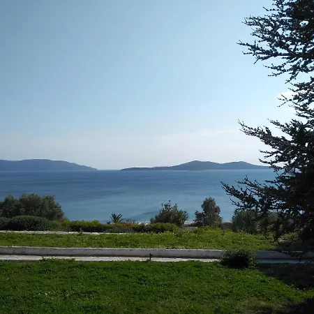 Stratis * Vathirrevma